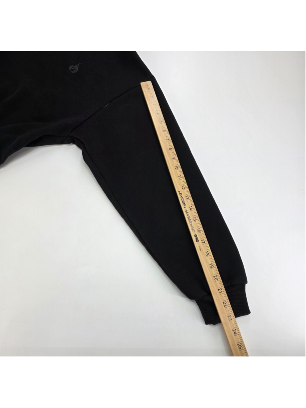 Ryderwear XL Black Crewneck Sweatshirt Fleece Gym Athletic Pullover Logo... - Picture 10 of 11
